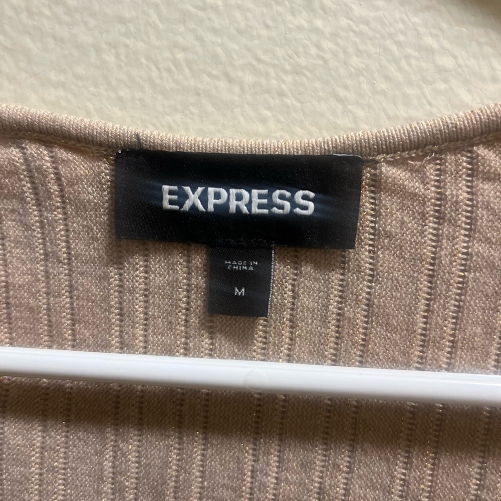 Express Metallic Ribbed Tank Top - Picture 4 of 5